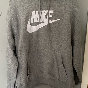nike sweatshirt